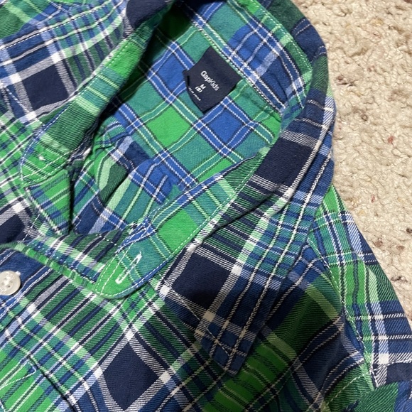 GapKids Medium (8) button up plaid shirt - Picture 3 of 3